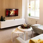 Schlosskönig - Modernes&zentrales Mit Balkon Und Arbeitsplatz Apartment Schwerin (Mecklenburg-Vorpommern)