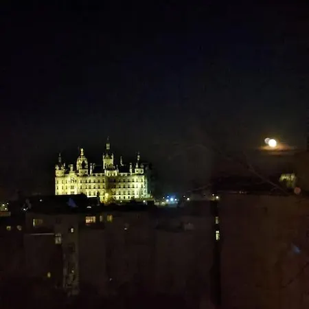 Schlosskönig - Modernes&zentrales Mit Balkon Und Arbeitsplatz Apartment