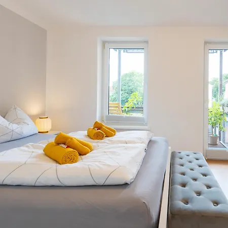 Schlosskönig - Modernes&zentrales Mit Balkon Und Arbeitsplatz * Schwerin (Mecklenburg-Vorpommern)