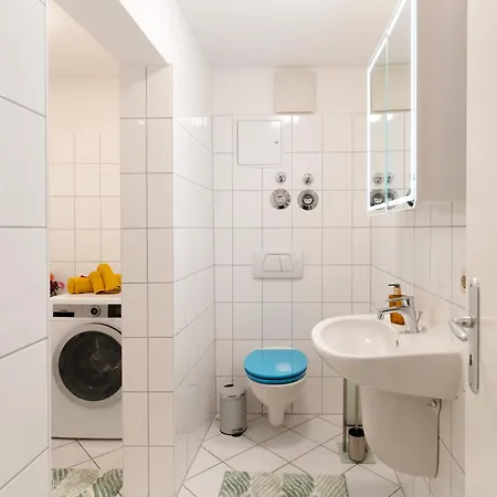 Schlosskoenig - Modernes & Zentrales Mit Balkon Und Arbeitsplatz Apartment Schwerin (Mecklenburg-Vorpommern)