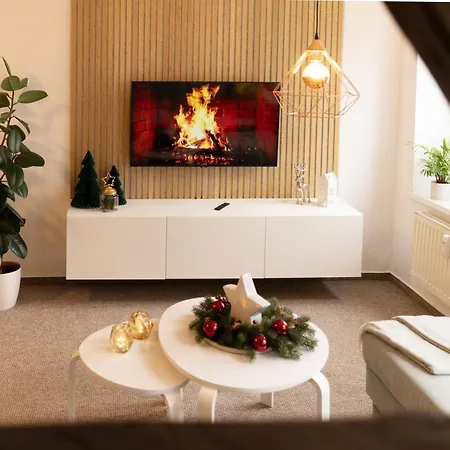 Schlosskoenig - Modernes & Zentrales Mit Balkon Und Arbeitsplatz Apartament *