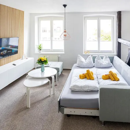 Apartment Schlosskoenig - Modernes & Zentrales Mit Balkon Und Arbeitsplatz *