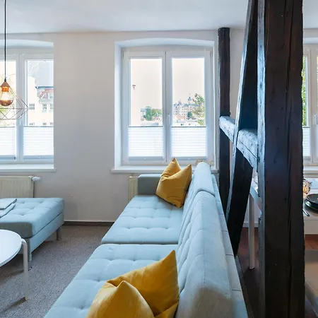 Schlosskönig - Modernes&zentrales Mit Balkon Und Arbeitsplatz Apartment