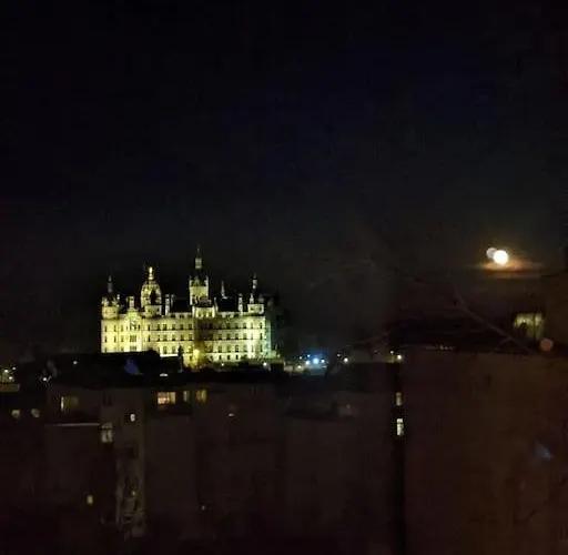 Schlosskoenig - Modernes & Zentrales Mit Balkon Und Arbeitsplatz 公寓