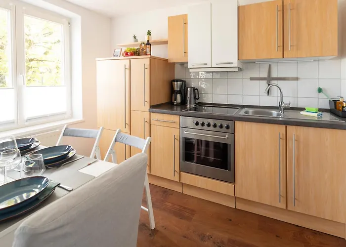 Schlosskoenig - Modernes & Zentrales Mit Balkon Und Arbeitsplatz *