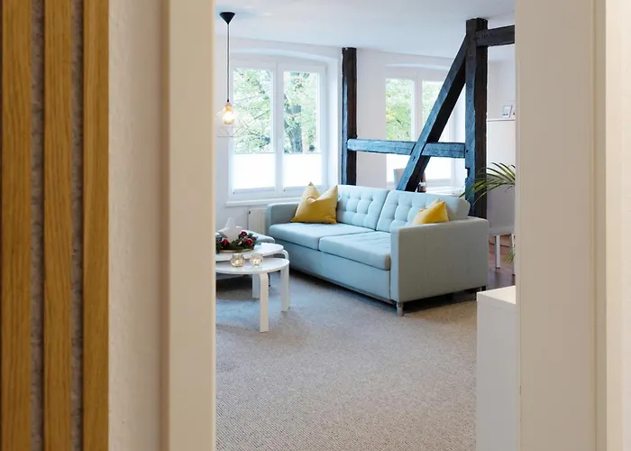 公寓 Schlosskoenig - Modernes & Zentrales Mit Balkon Und Arbeitsplatz *